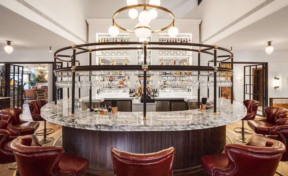 Clayton Hotel 4*